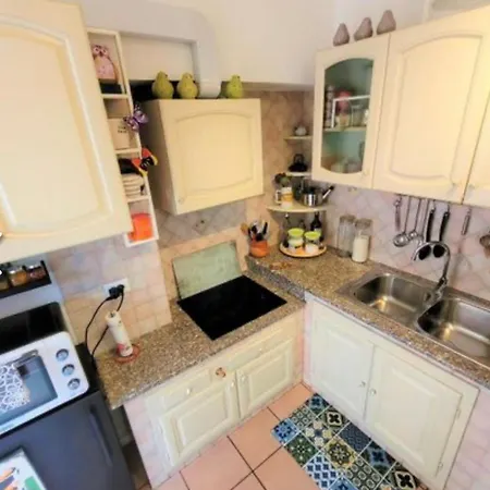 La Casa Di Via Nervi *